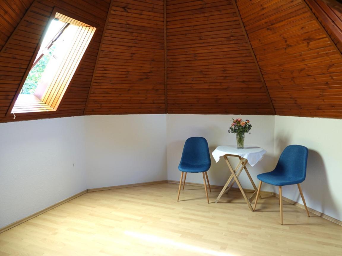 Quiet Room In Budapest Near Airport With Free Parking Bagian luar foto